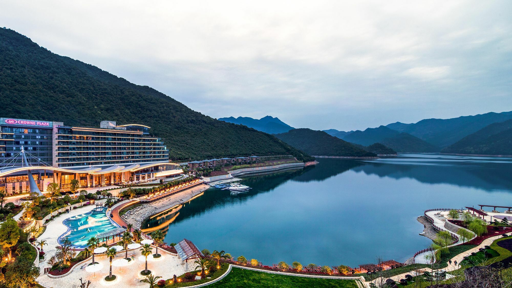 Crowne Plaza Hangzhou Thousand Island Lake By Ihg Jiande Exterior photo